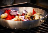 Hot wok bergen  asiatisk mat med smak og tempo
